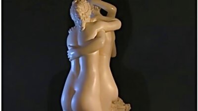 Mujer tetona mexicana xxx tetona se masturba su raja vaginal.