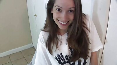 Chica flaca sexy videos maduras xxx mexicanas se masturba suavemente con pimienta a su novio.