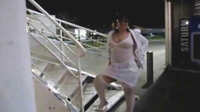 Expuso sus pechos y sedujo al amigo de su hijo para señoras mexicanas tetonas un sexo completo.
