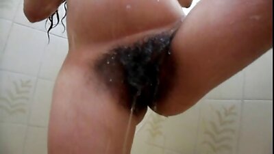 Esta perra caliente levanta una polla con solo mirarla. videos pornos maduras mexicanas